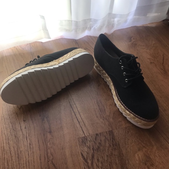 Teacher’s Pet Platform Oxford - Picture 3 of 4